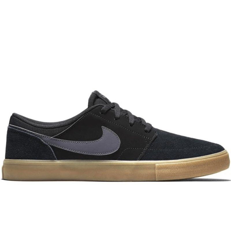 NIKE-880266-009-PRET-01