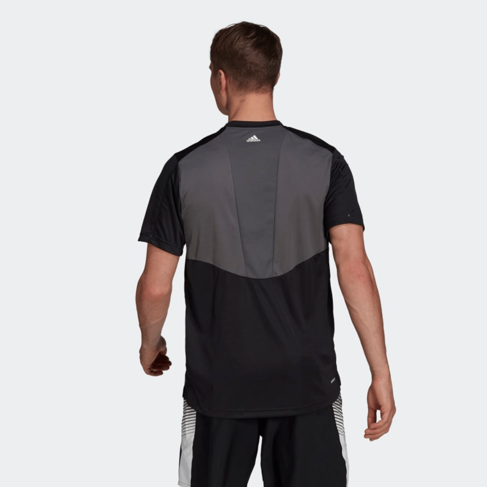 Camiseta Adidas Designed 2 Move| Flávio's Calçados - Flávio's Calçados