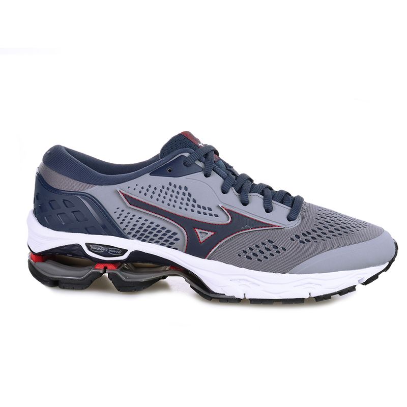 MIZUNO_INVICTUS_4145509-0016_CZMA_2