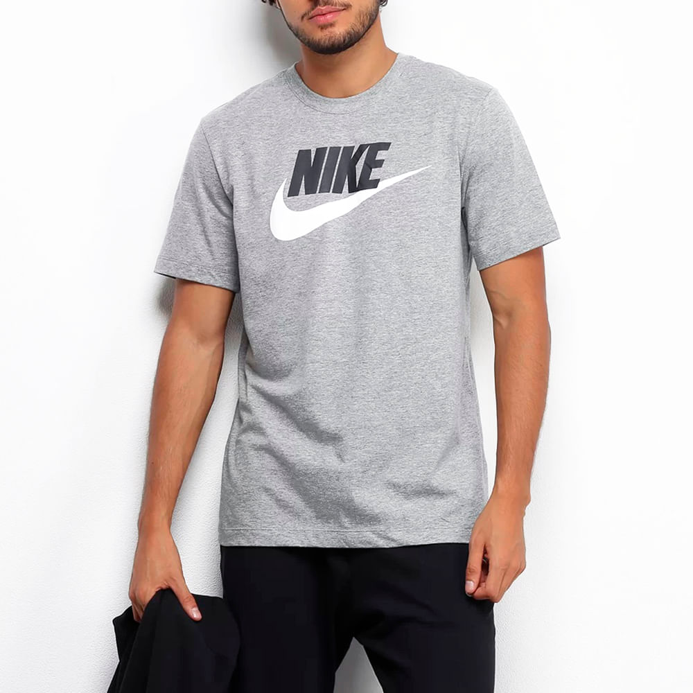 Nike sportswear men's alt cheap hem futura t shirt