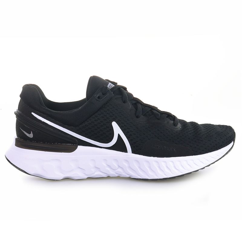 Nike react sale runner black