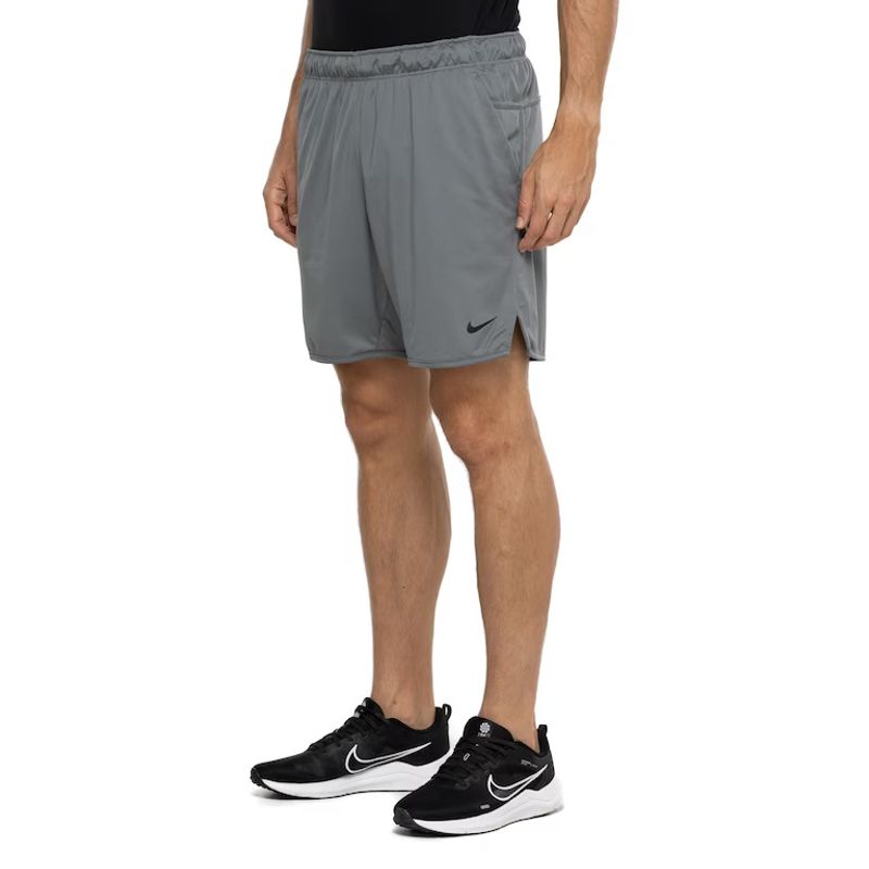 NIKE_DV9328-084_CINZ_2