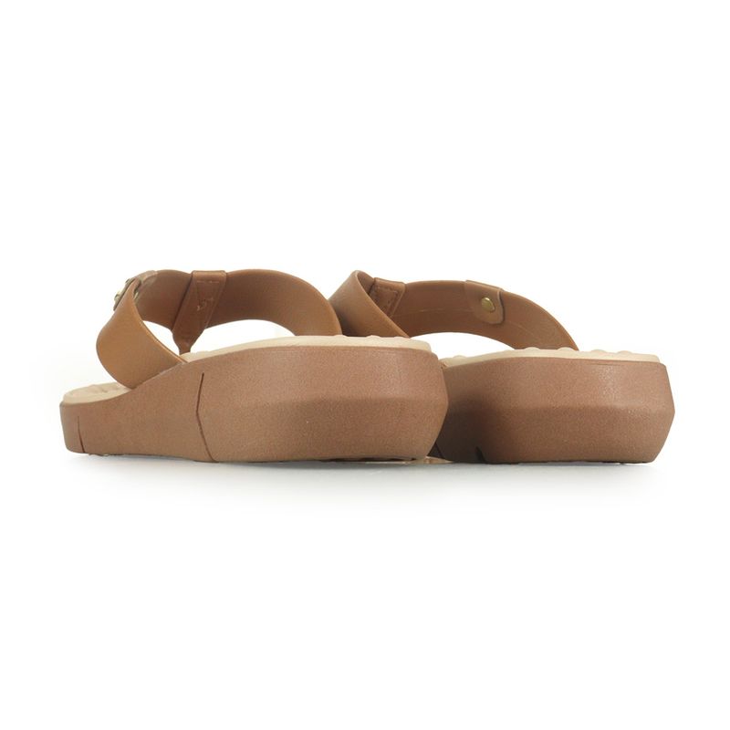 MODARE---7142106---Camel--6-