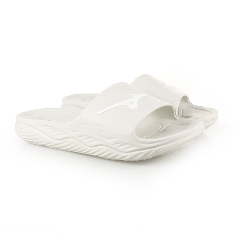 MIZUNO---106049045---ARE--3-
