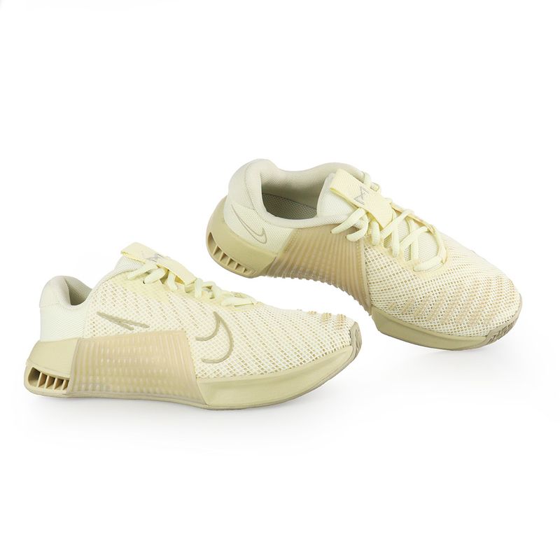 NIKE---DZ2537-700----ARE--5-