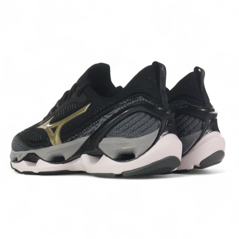 MIZUNO - 101060060 - Preto e Dourado -6--Photoroom